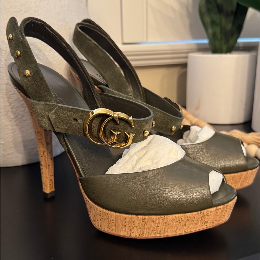 GG running heels in military